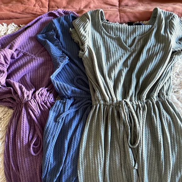 SHEIN ROMPERS - Picture 2 of 2